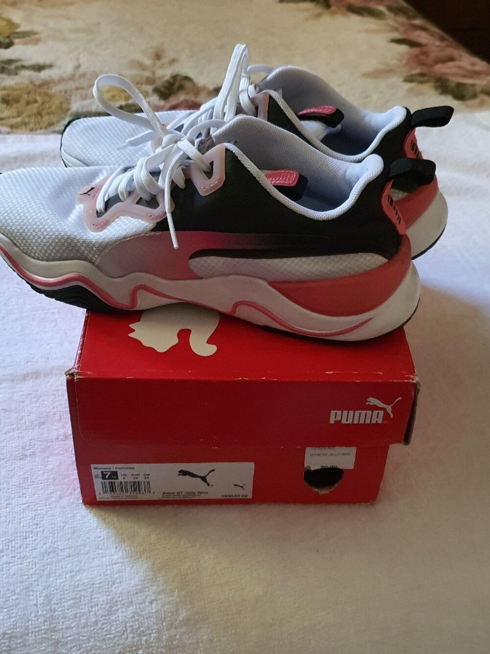 Puma Zone XT Sunset Womens Athletic Training Shoe Size 7.5
